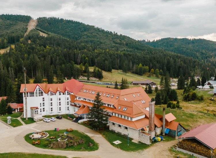 Hotel Iadolina - Stâna de Vale