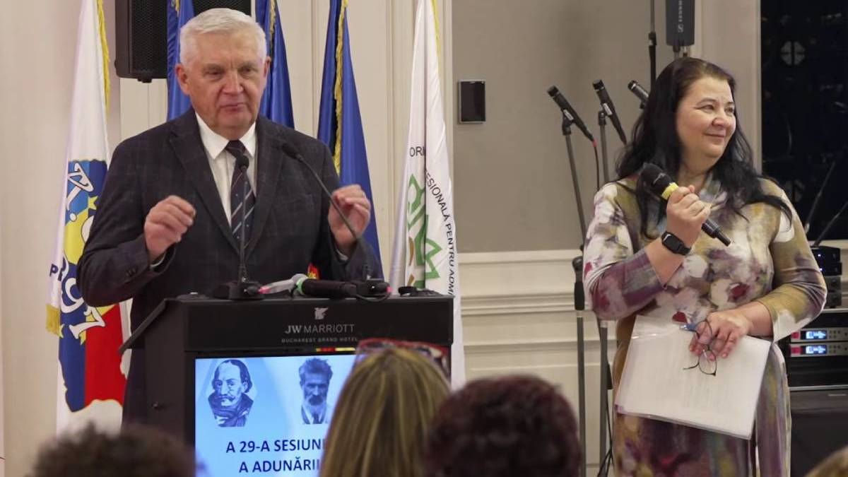 dezbateri-invitati-cover